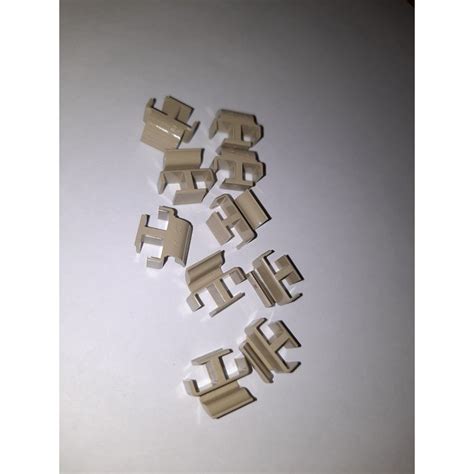 F/M L&C clips .